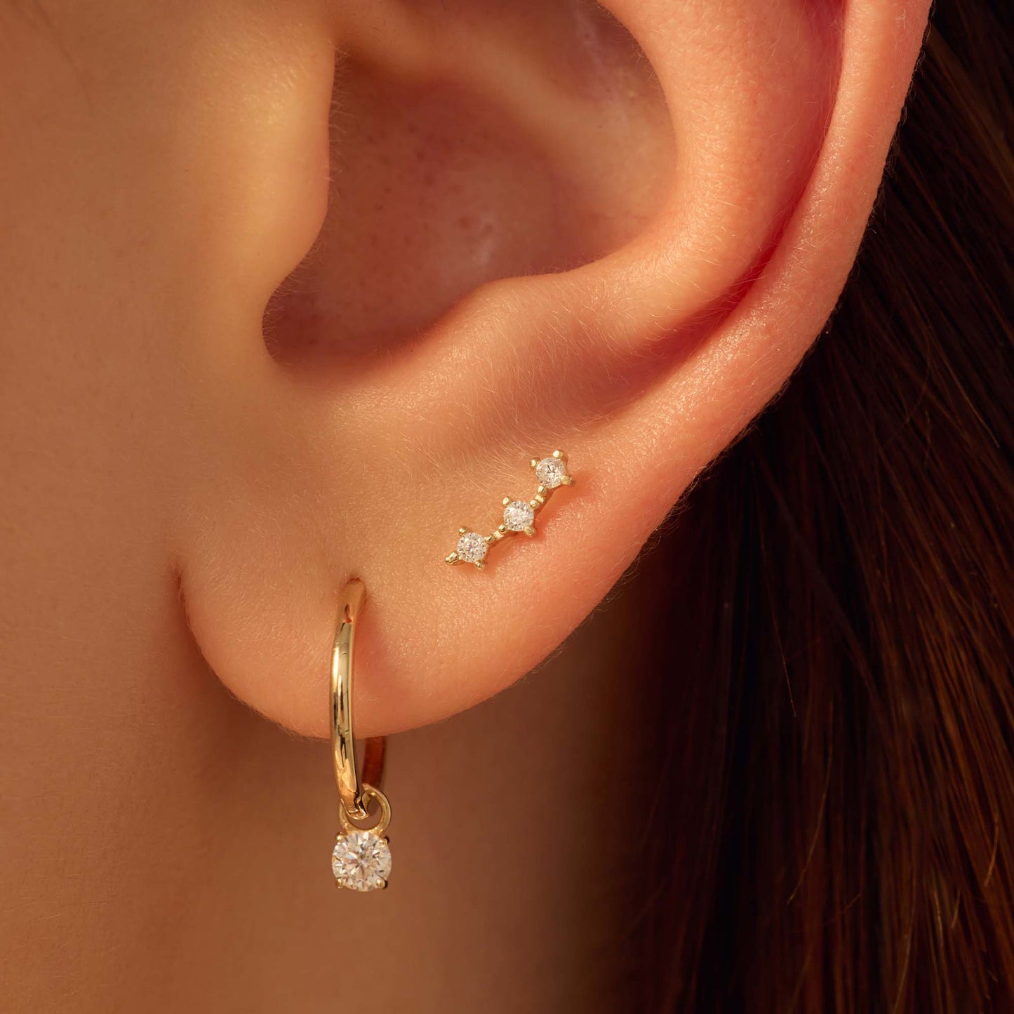 Monte Napoleone Mea 9 karat gold ear studs with zirconia stones - Beloro jewels