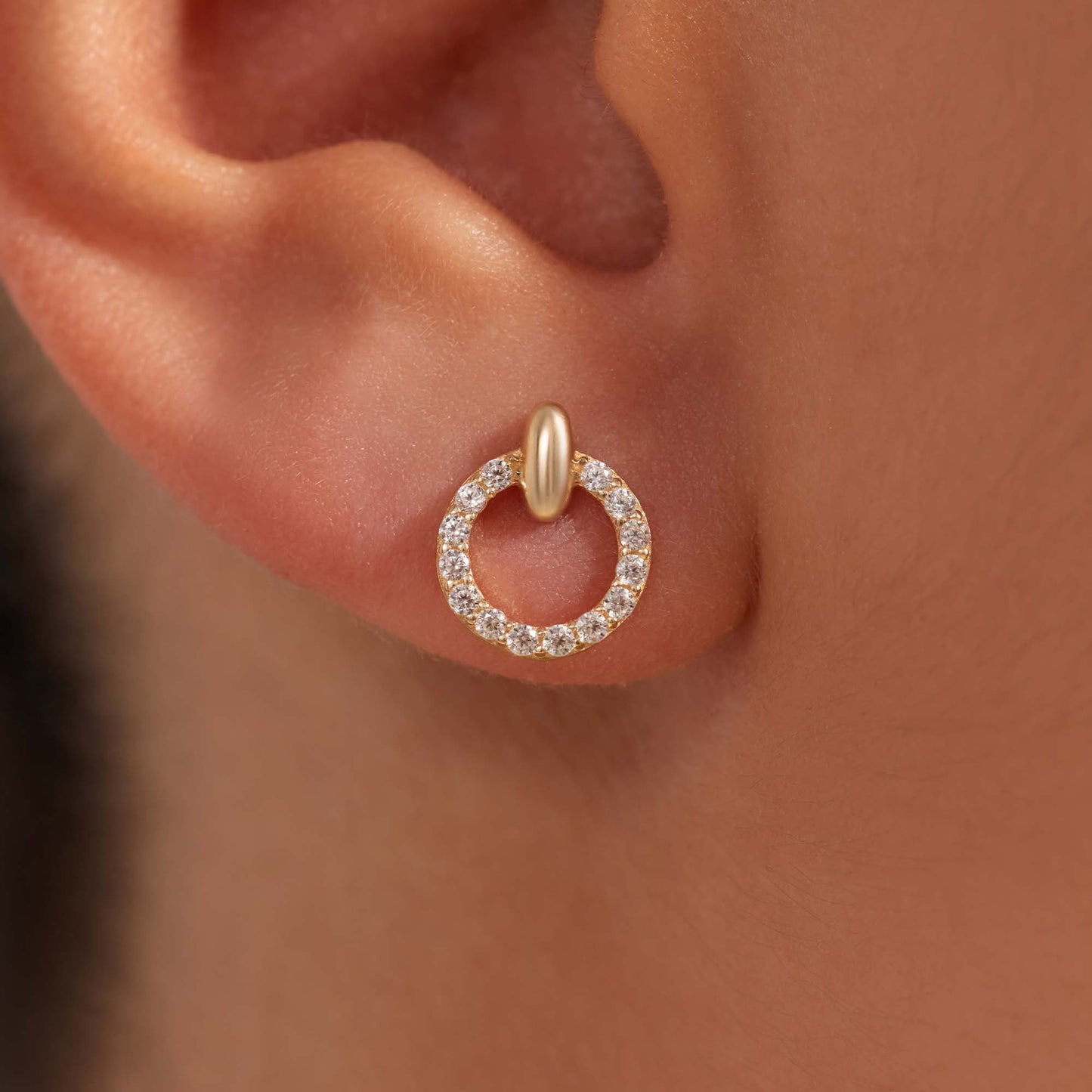 Monte Napoleone Irene 9 karat gold ear studs with zirconia stones - Beloro jewels